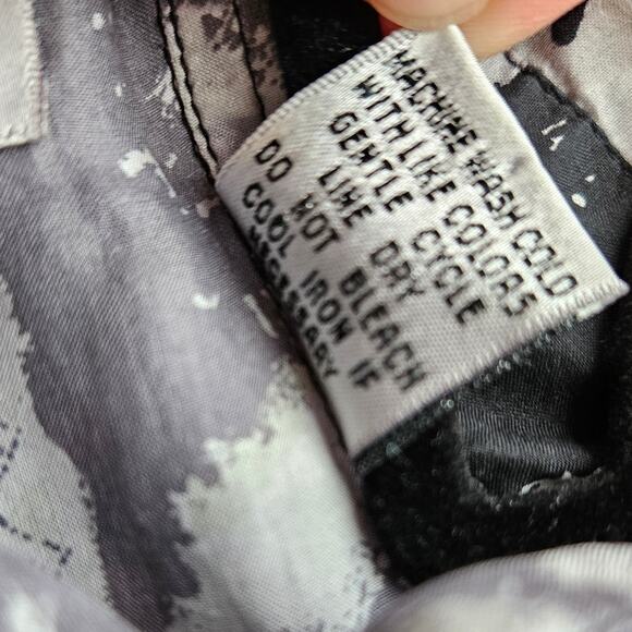 Vintage Mens Large Silk Button Up Gray Abstract Elephant Art Unique 80s Funky - Picture 10 of 12